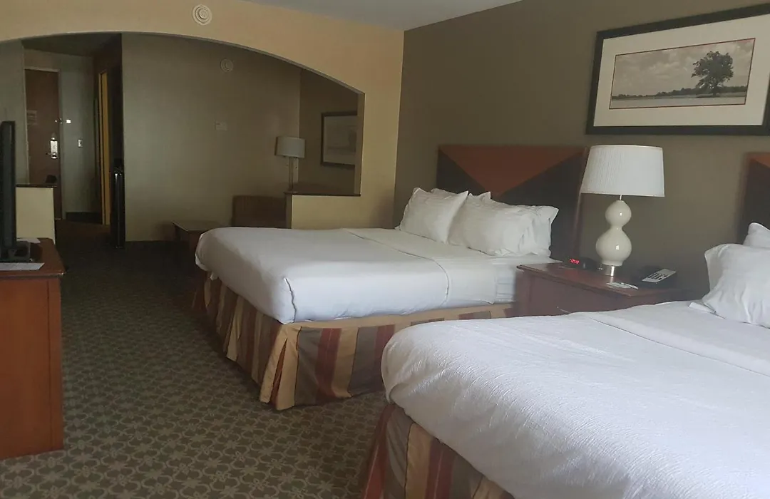 Holiday Inn Express & Suites Carbondale - University Area-1